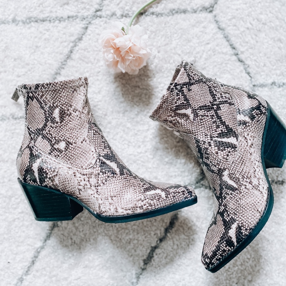 Dolce Vita Shanta Bootie